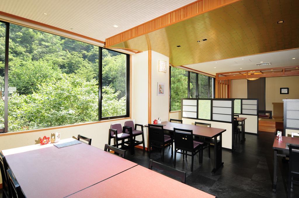 Royal Hotel Yamanaka Onsen Kajikaso Кага Экстерьер фото