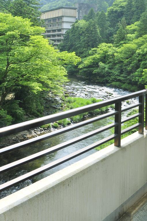 Royal Hotel Yamanaka Onsen Kajikaso Кага Экстерьер фото
