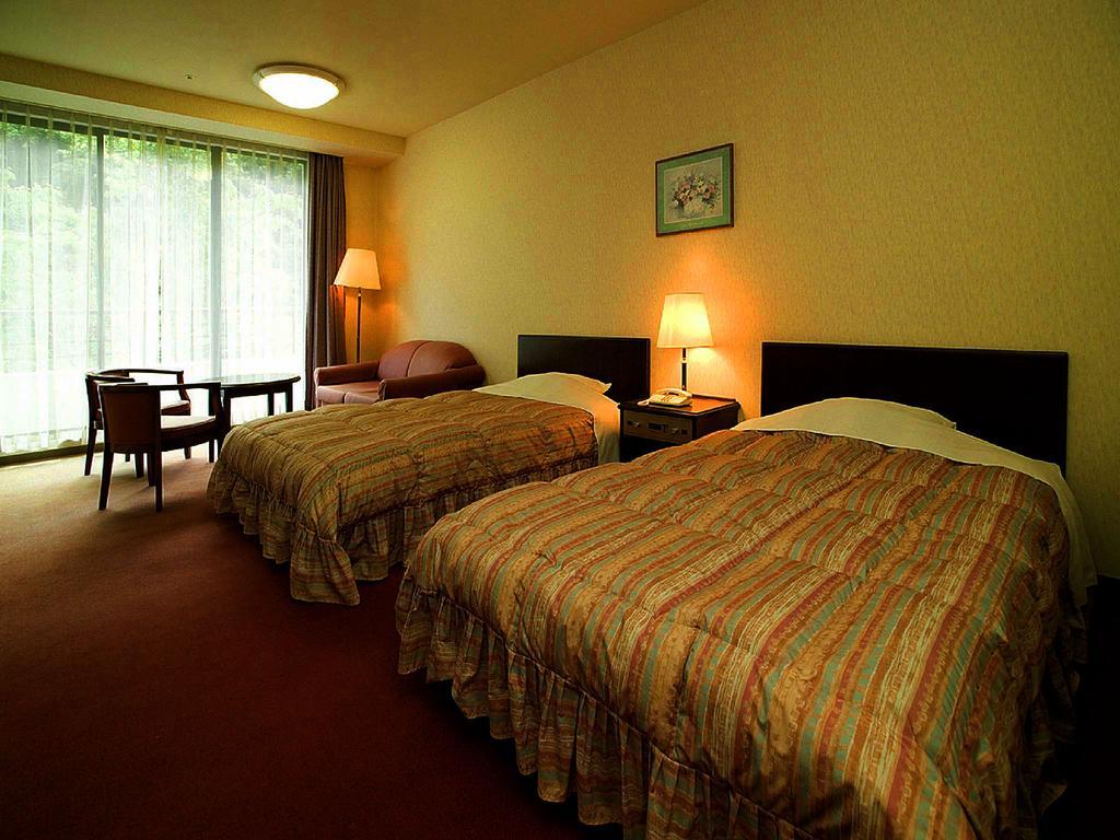 Royal Hotel Yamanaka Onsen Kajikaso Кага Экстерьер фото