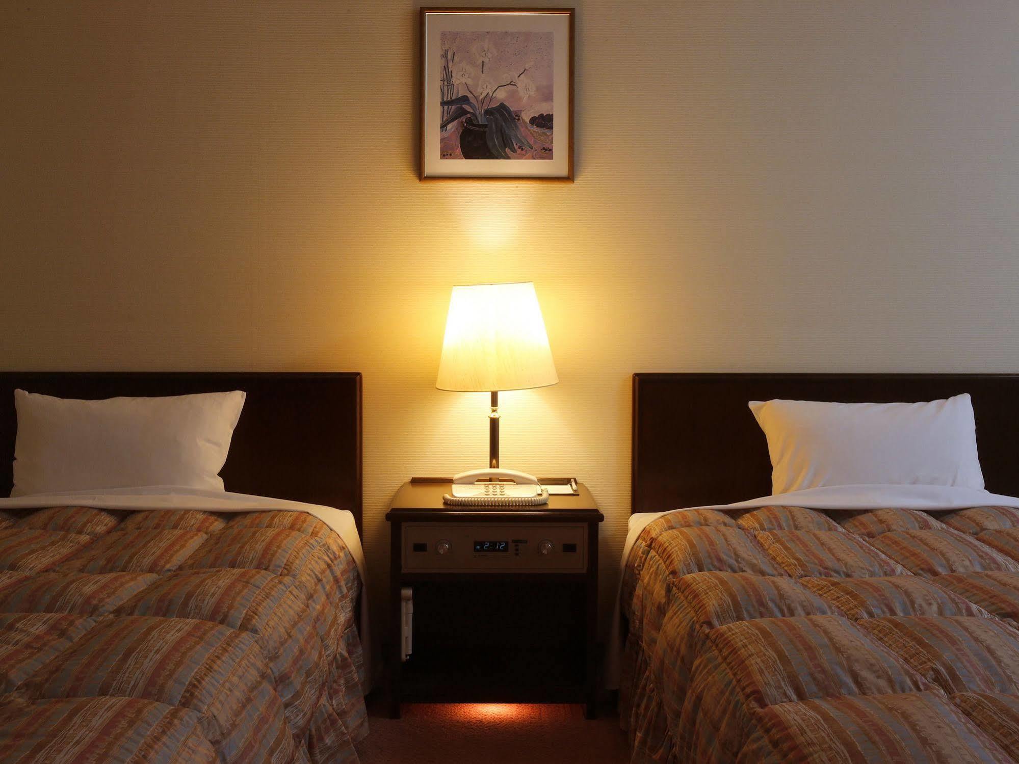 Royal Hotel Yamanaka Onsen Kajikaso Кага Экстерьер фото